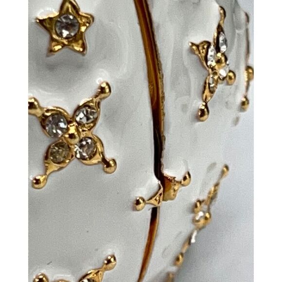 White Enamel Gold & Crystal Bracelet Kenneth Jay Lane Hearts & Stars - Picture 13 of 15